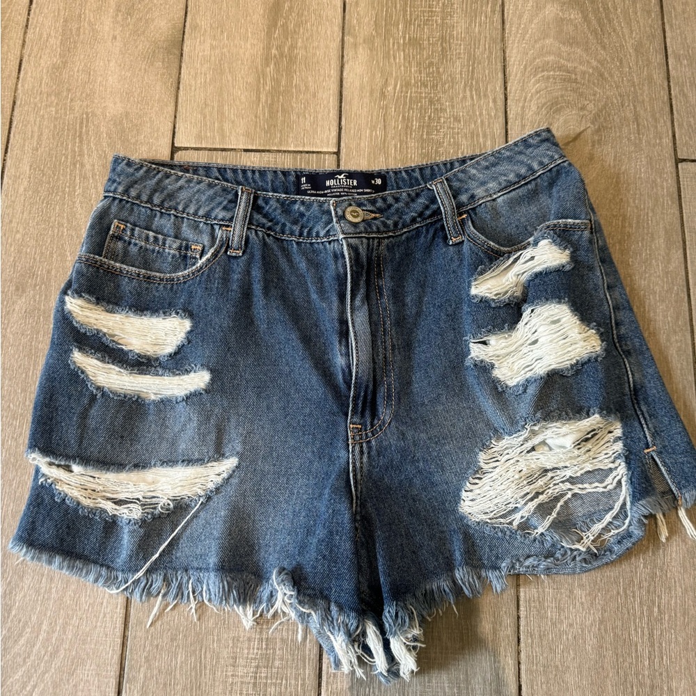Hollister California Ultra High Ride Vintage Relaxed Mom Shorts 3” Size 11